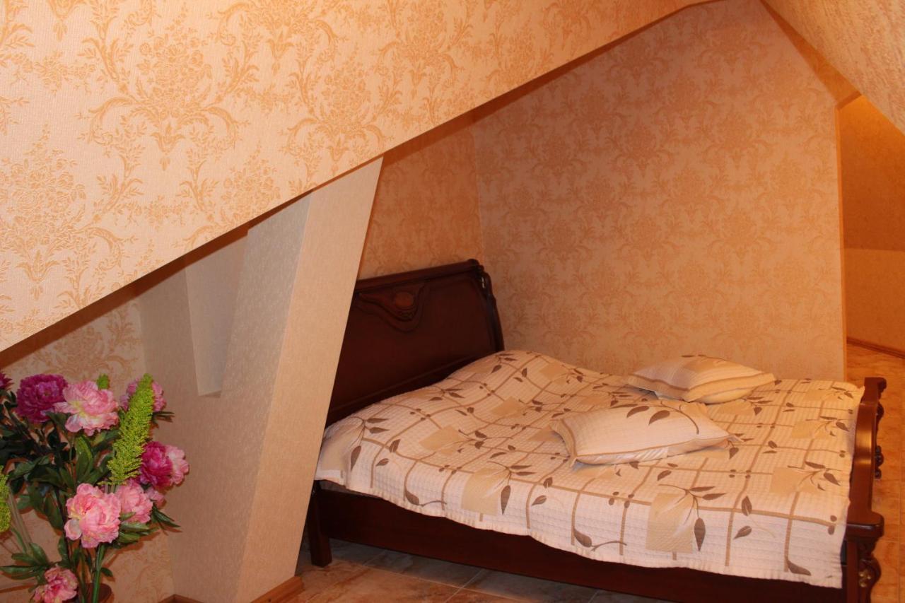 Ceasar Hotel Nikolayev Ngoại thất bức ảnh
